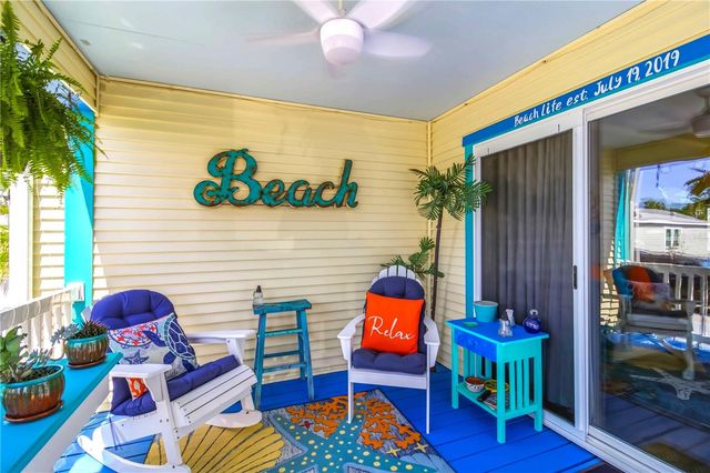 915 50TH AVENUE W, Bradenton, FL 34207