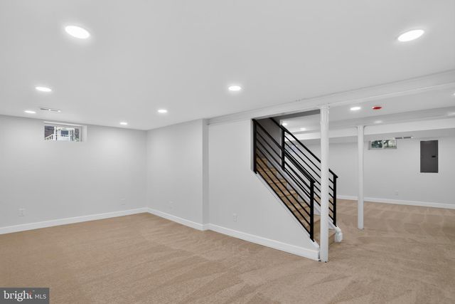 10200 HALDEMAN AVE, Philadelphia, PA 19116