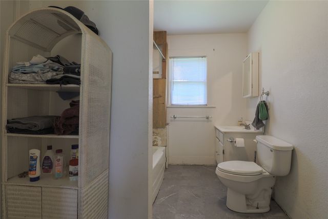 518 N Green Street, Grand Saline, TX 75140