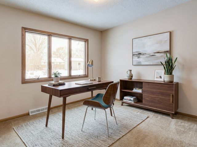 1542 Aldrich Avenue, Hudson, WI 54016