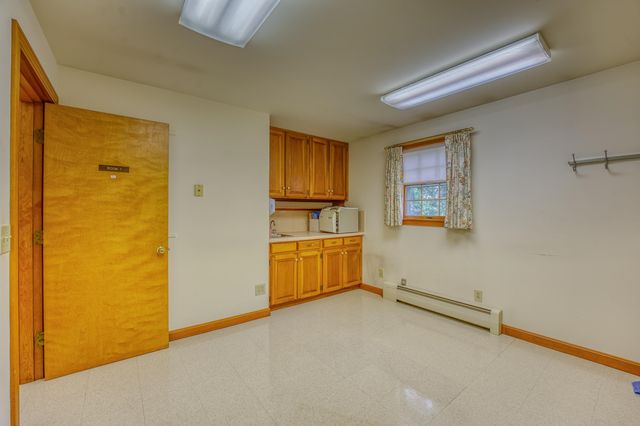 188 Cottage Street, Littleton, NH 03561