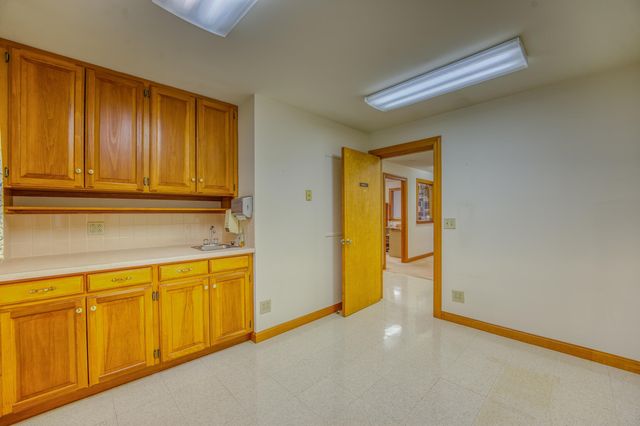 188 Cottage Street, Littleton, NH 03561