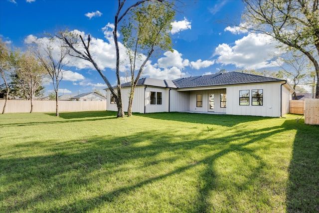 1507 Elk Creek Road, Dallas, TX 75253