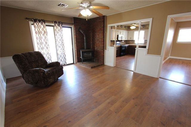 11201 Emma Road, Mountainburg, AR 72946