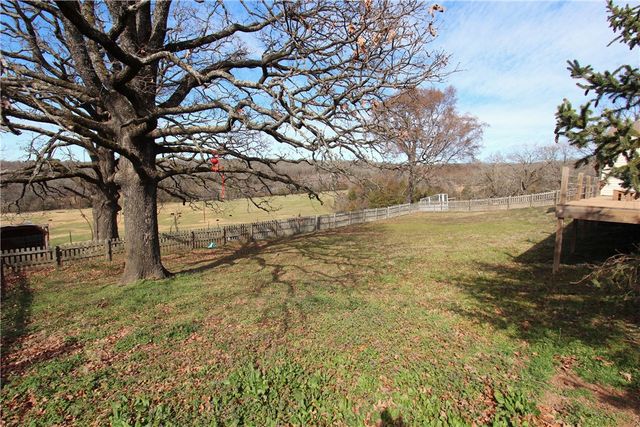 11201 Emma Road, Mountainburg, AR 72946