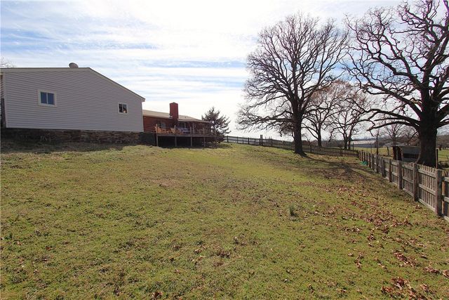 11201 Emma Road, Mountainburg, AR 72946