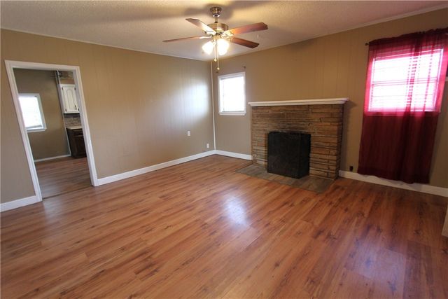 11201 Emma Road, Mountainburg, AR 72946