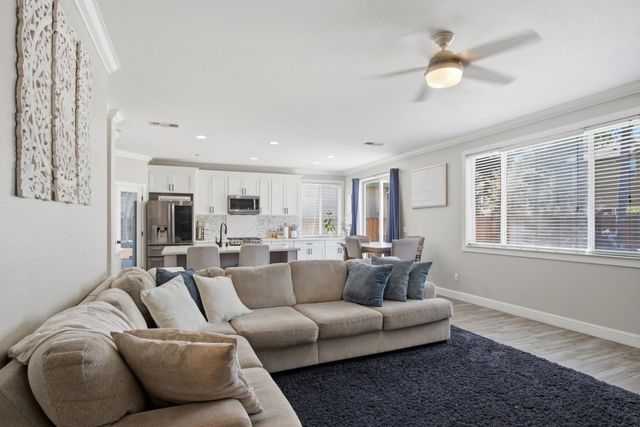 10769 Sea Bright Ln, Stockton, CA 95209