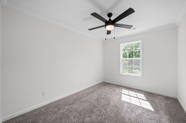 134 Cross Ln, Clarksville, TN 37040