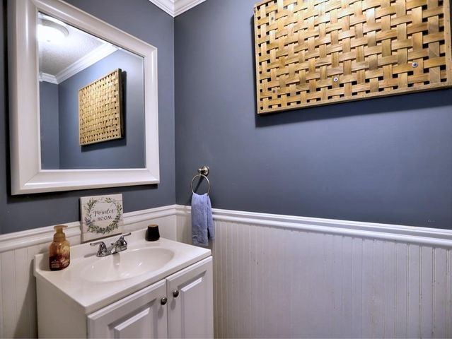260 Yellow Creek Drive, Ball Ground, GA 30107