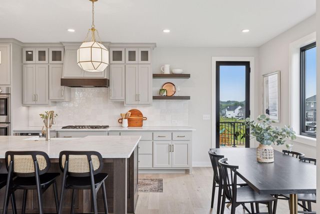 4167 Arbor Drive, Woodbury, MN 55129