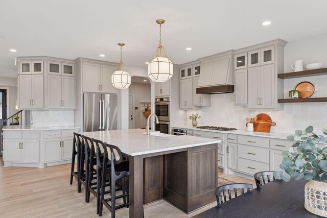 4167 Arbor Drive, Woodbury, MN 55129