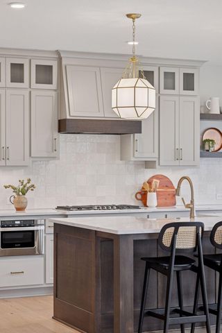 4167 Arbor Drive, Woodbury, MN 55129