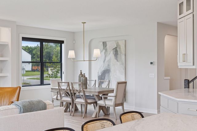 4167 Arbor Drive, Woodbury, MN 55129