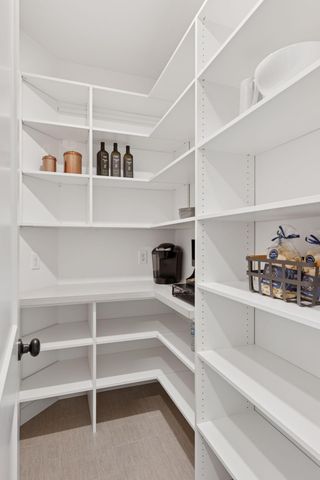 4167 Arbor Drive, Woodbury, MN 55129