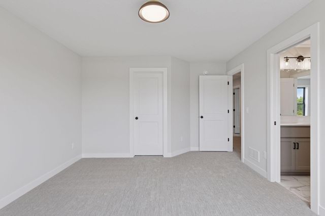 4167 Arbor Drive, Woodbury, MN 55129