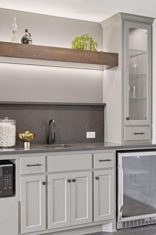 4167 Arbor Drive, Woodbury, MN 55129