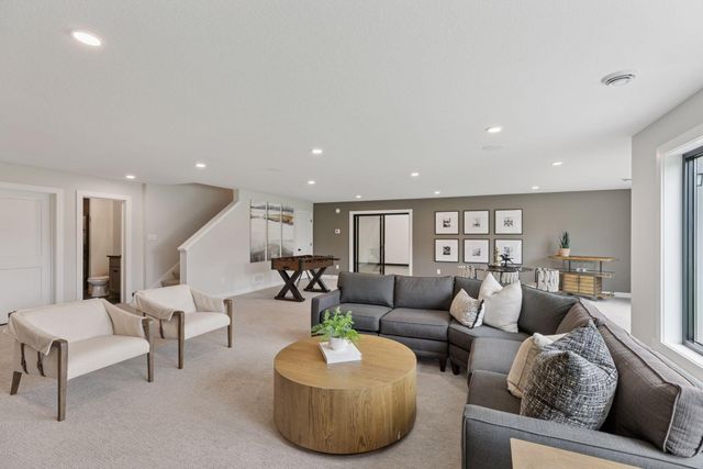 4167 Arbor Drive, Woodbury, MN 55129