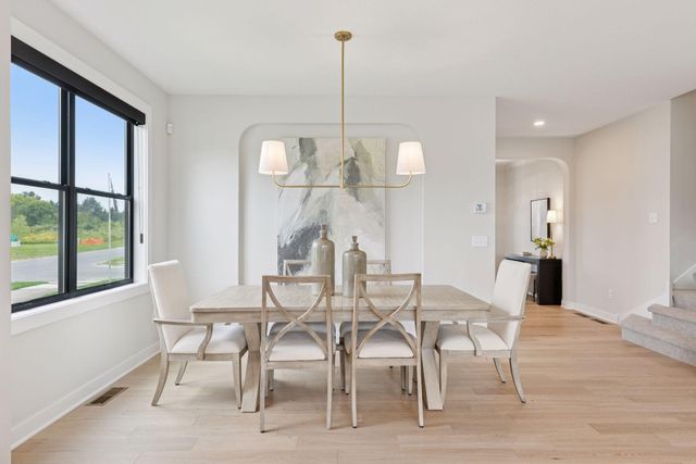 4167 Arbor Drive, Woodbury, MN 55129