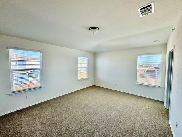 105 Calcite RD 5, Kyle, TX 78640