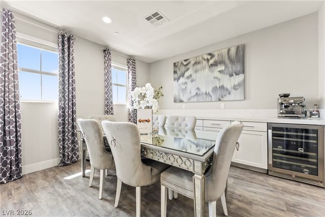 180 Petaluma Valley Drive, Las Vegas, NV 89138