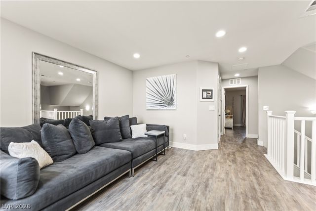 180 Petaluma Valley Drive, Las Vegas, NV 89138
