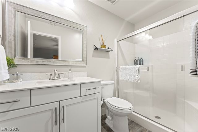 180 Petaluma Valley Drive, Las Vegas, NV 89138