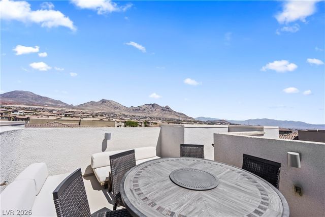 180 Petaluma Valley Drive, Las Vegas, NV 89138