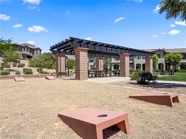 180 Petaluma Valley Drive, Las Vegas, NV 89138