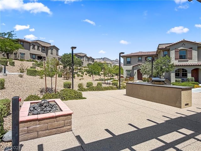 180 Petaluma Valley Drive, Las Vegas, NV 89138