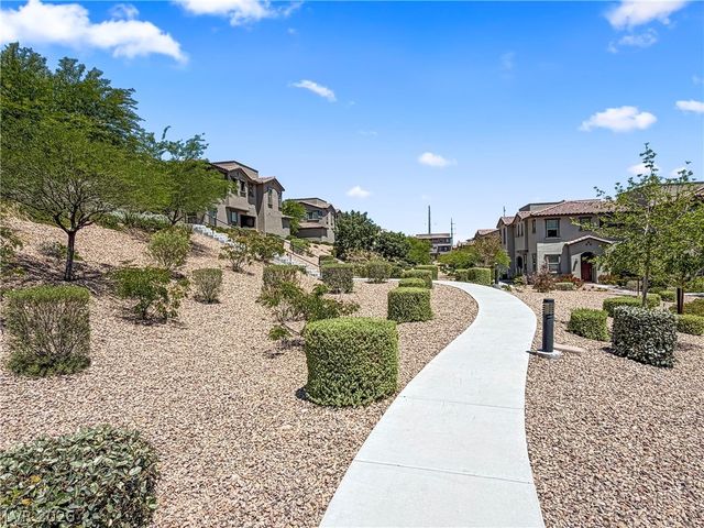 180 Petaluma Valley Drive, Las Vegas, NV 89138
