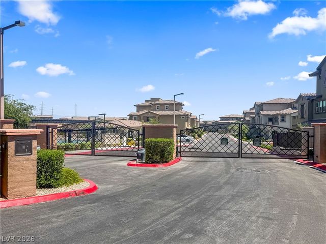 180 Petaluma Valley Drive, Las Vegas, NV 89138