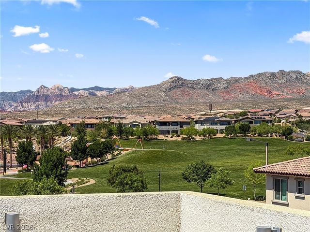 180 Petaluma Valley Drive, Las Vegas, NV 89138
