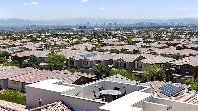 180 Petaluma Valley Drive, Las Vegas, NV 89138