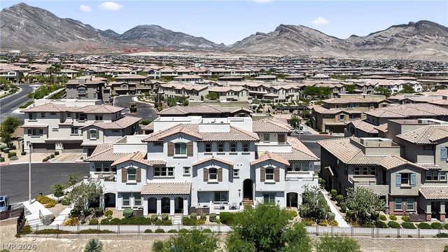180 Petaluma Valley Drive, Las Vegas, NV 89138