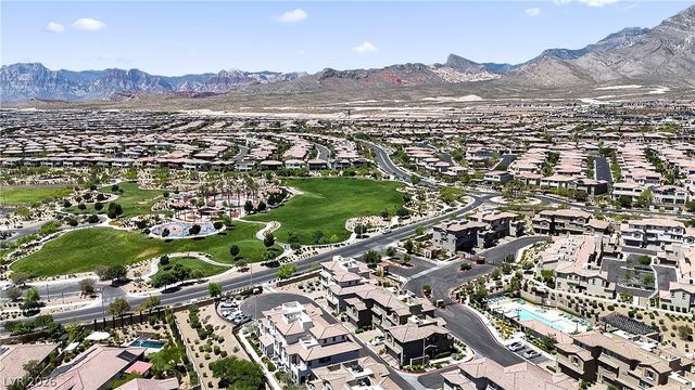 180 Petaluma Valley Drive, Las Vegas, NV 89138