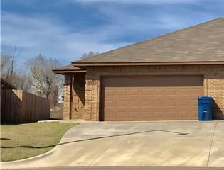 699 NE 20th Terrace, Newcastle, OK 73065