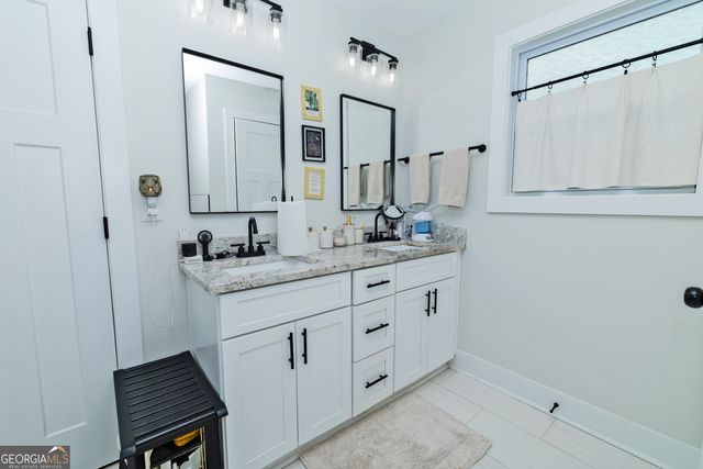 516 Chestnut Oak Drive, Palmetto, GA 30268