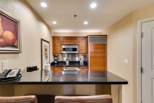 145 East HARMON Avenue 2102, Las Vegas, NV 89109