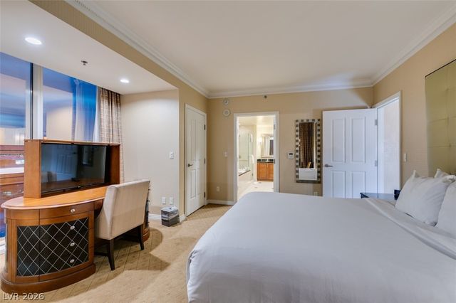 145 East HARMON Avenue 2102, Las Vegas, NV 89109