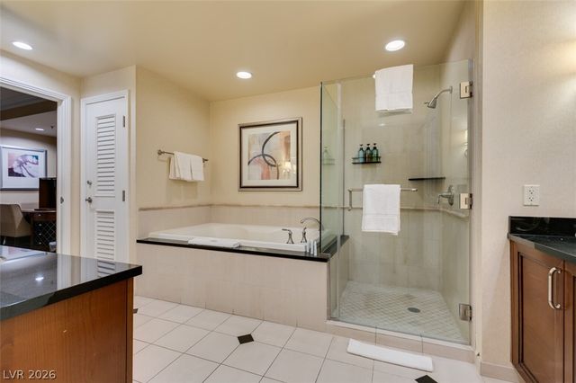 145 East HARMON Avenue 2102, Las Vegas, NV 89109