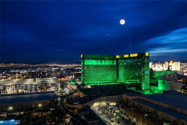 145 East HARMON Avenue 2102, Las Vegas, NV 89109