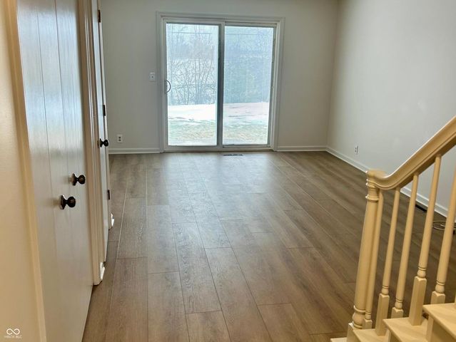 616-618 Hillcrest Circle, Seymour, IN 47274