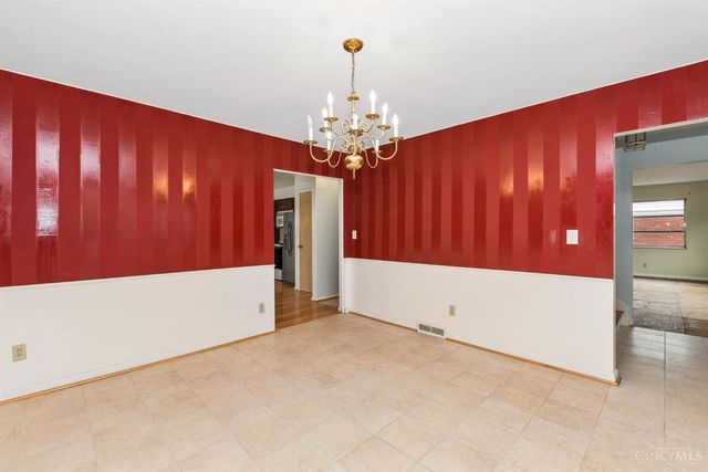 2951 Blue Haven Terrace, Cincinnati, OH 45238