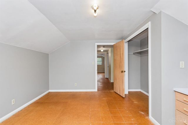 2951 Blue Haven Terrace, Cincinnati, OH 45238