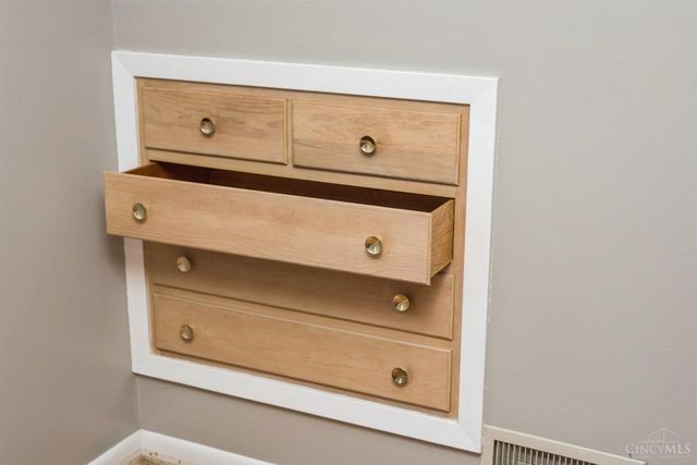 2951 Blue Haven Terrace, Cincinnati, OH 45238