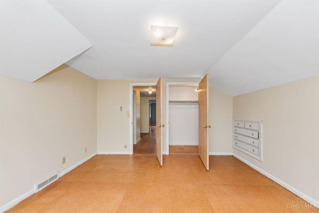 2951 Blue Haven Terrace, Cincinnati, OH 45238