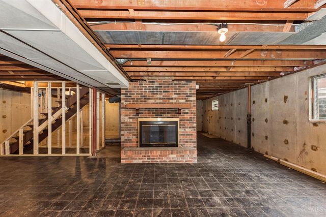 2951 Blue Haven Terrace, Cincinnati, OH 45238