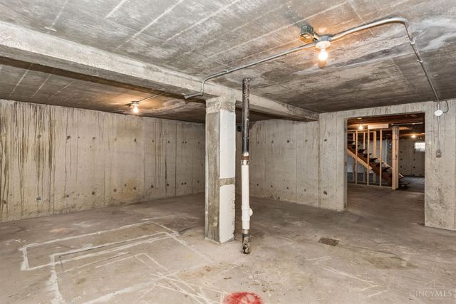 2951 Blue Haven Terrace, Cincinnati, OH 45238