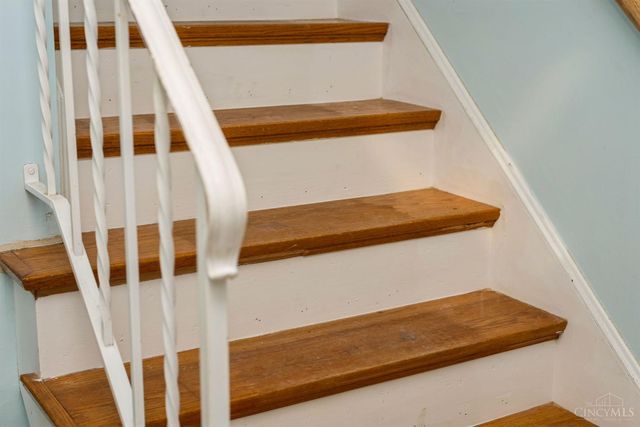 2951 Blue Haven Terrace, Cincinnati, OH 45238